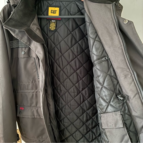 Caterpillar Men’s Heavy Insulated Parka - Picture 7 of 14